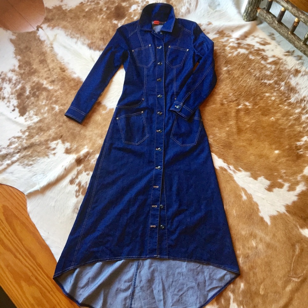 Filomena Fernandez high low denim dress